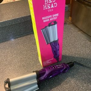 TIGI Bed Head Massive Shine Wave Artist